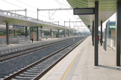 Komentované procházky budou začínat na železniční stanici Praha-Zahradní Město.