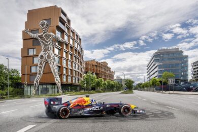 Už 17. srpna zavítá na Rohanské nábřeží v Praze 8 tým Red Bull Racing se svou událostí Red Bull Showrun. Uvidíte a uslyšíte v akci zde mimo jiné i monopost Formule 1.