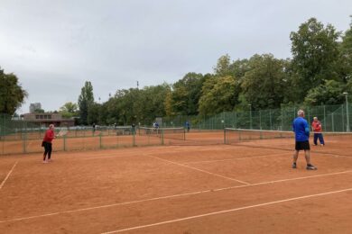 Radní hl. m. Prahy v pondělí schválili pronájem tenisového areálu v Letenských sadech na dobu 30 let tenisovému klubu LTC PRAHA.